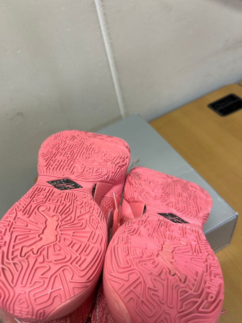 レブロン20 ドリューリーグ