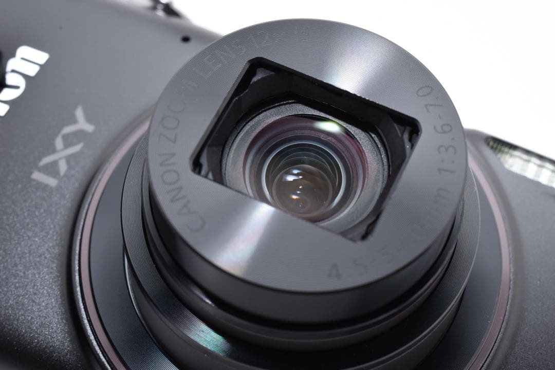 新品未使用/最新機種　Canon IXY650m コンパクトデジカメラ ブラック