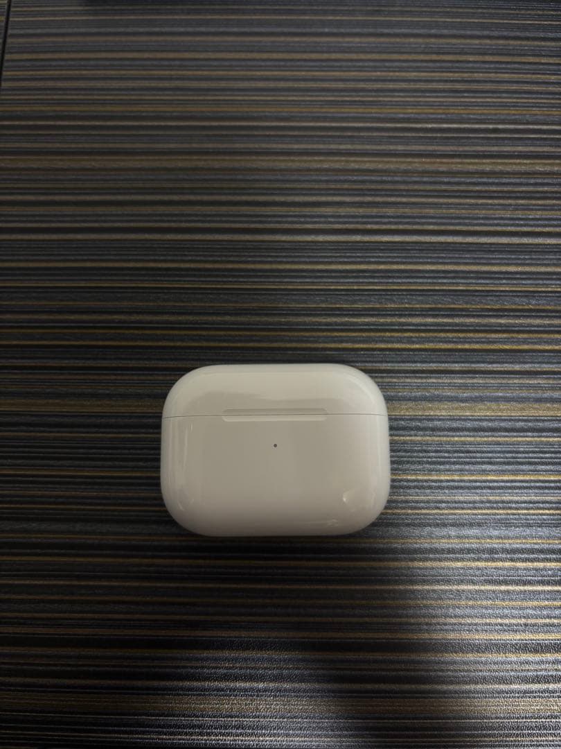 AirPods Pro 第2世代 右耳のみ ケース付き 【正規品】
