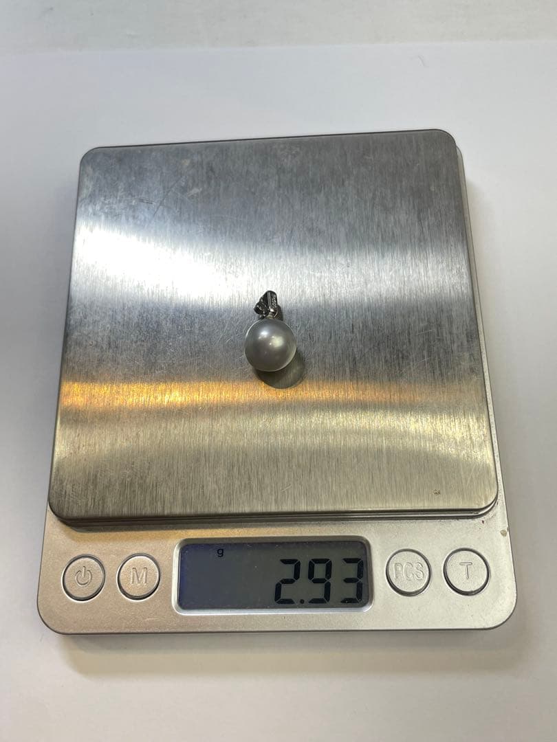 pt900 ネックレストップ　本真珠　レディース　アクセサリー　小物　チャーム