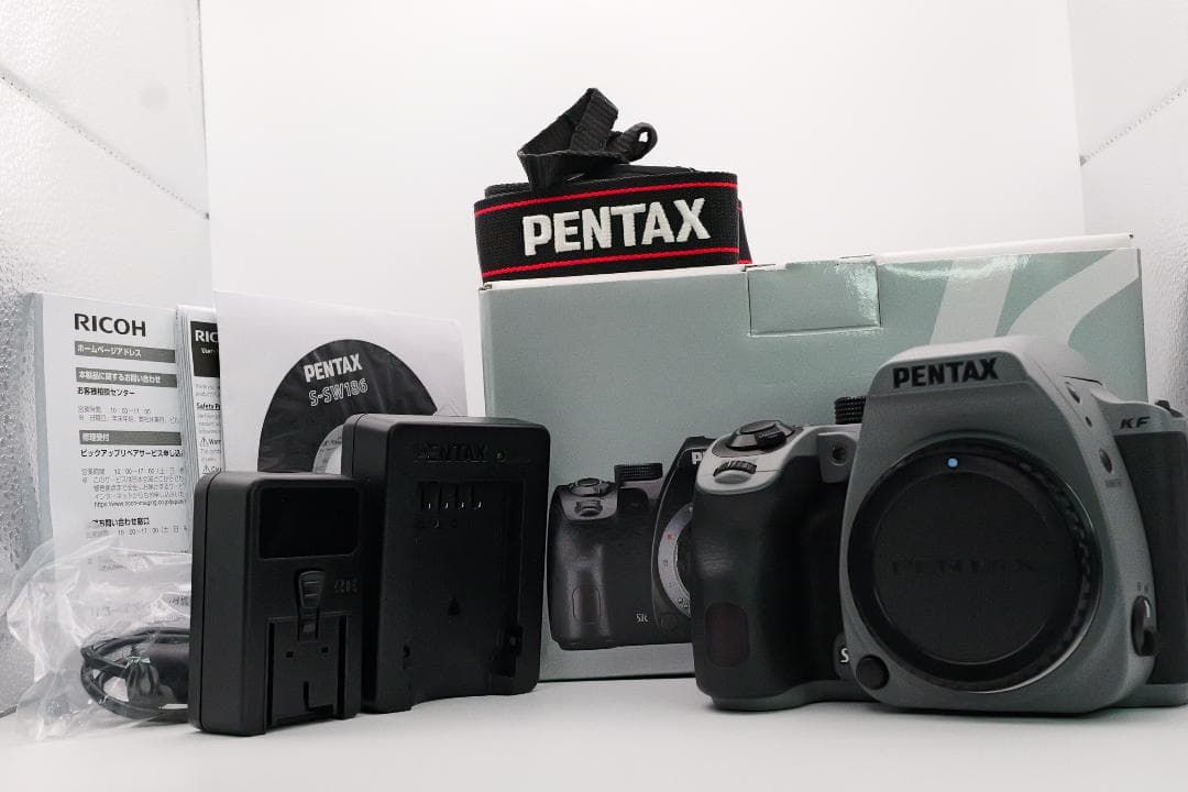 【ほぼ新品】 PENTAX KF ボディ [ストーン] 撮影回数860回