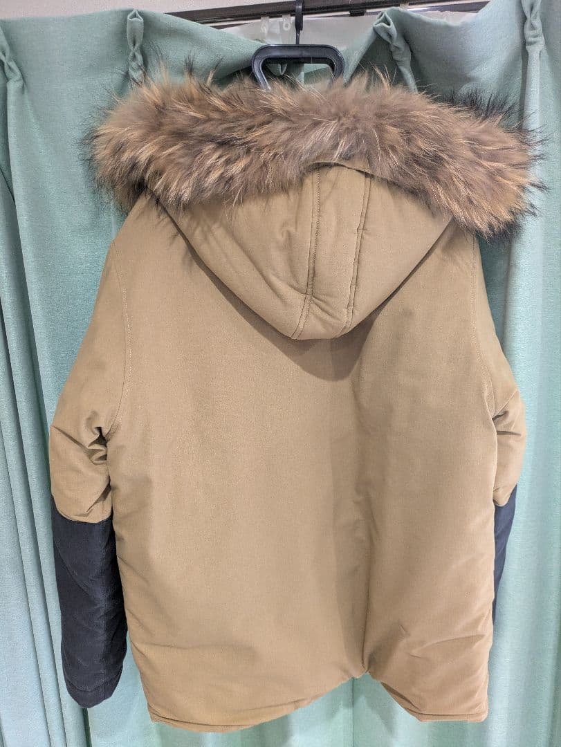 再出品　rats 　ミリタリージャケット　中綿　極美品　クリーニング済