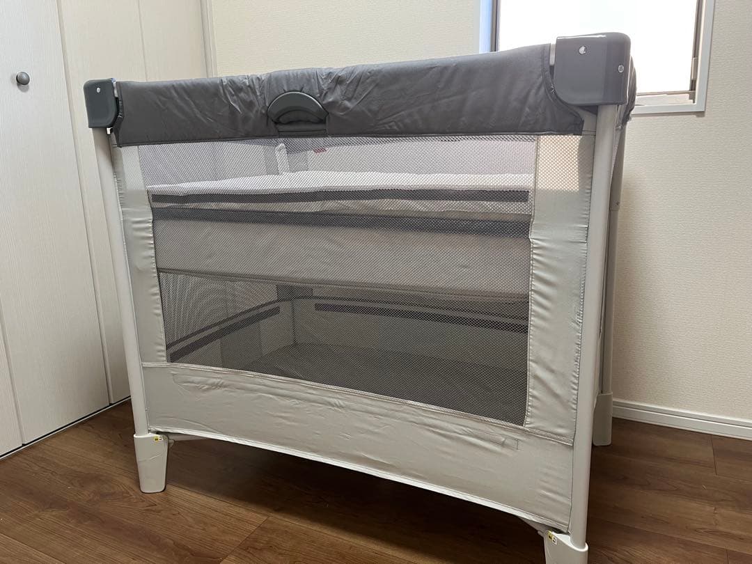 【美品】アップリカ　ココネルエアーAB グレーベア　ベビーベッド