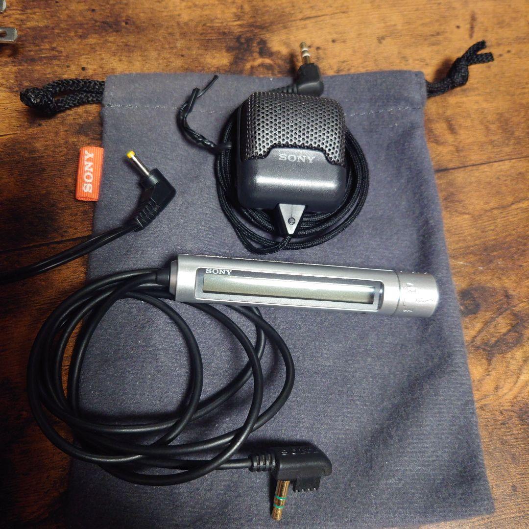 SONY MZ-900　ポータブルMDプレーヤー赤