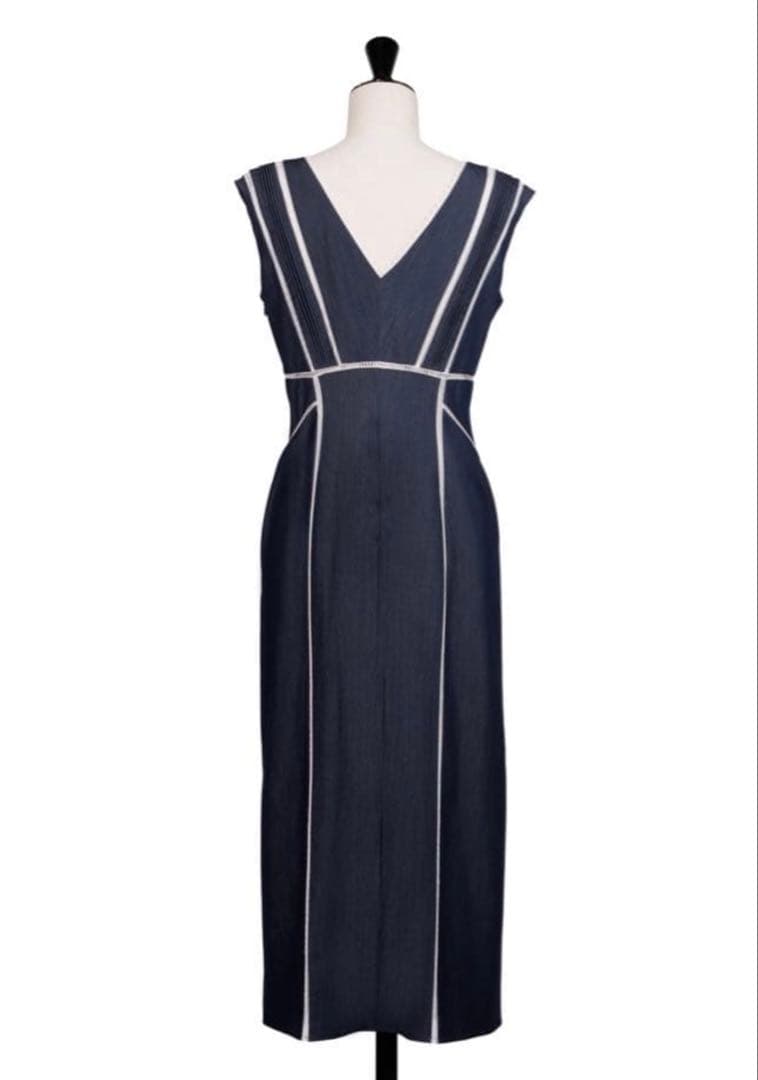 新品 Herlipto Lace Trimmed Chambray Dress