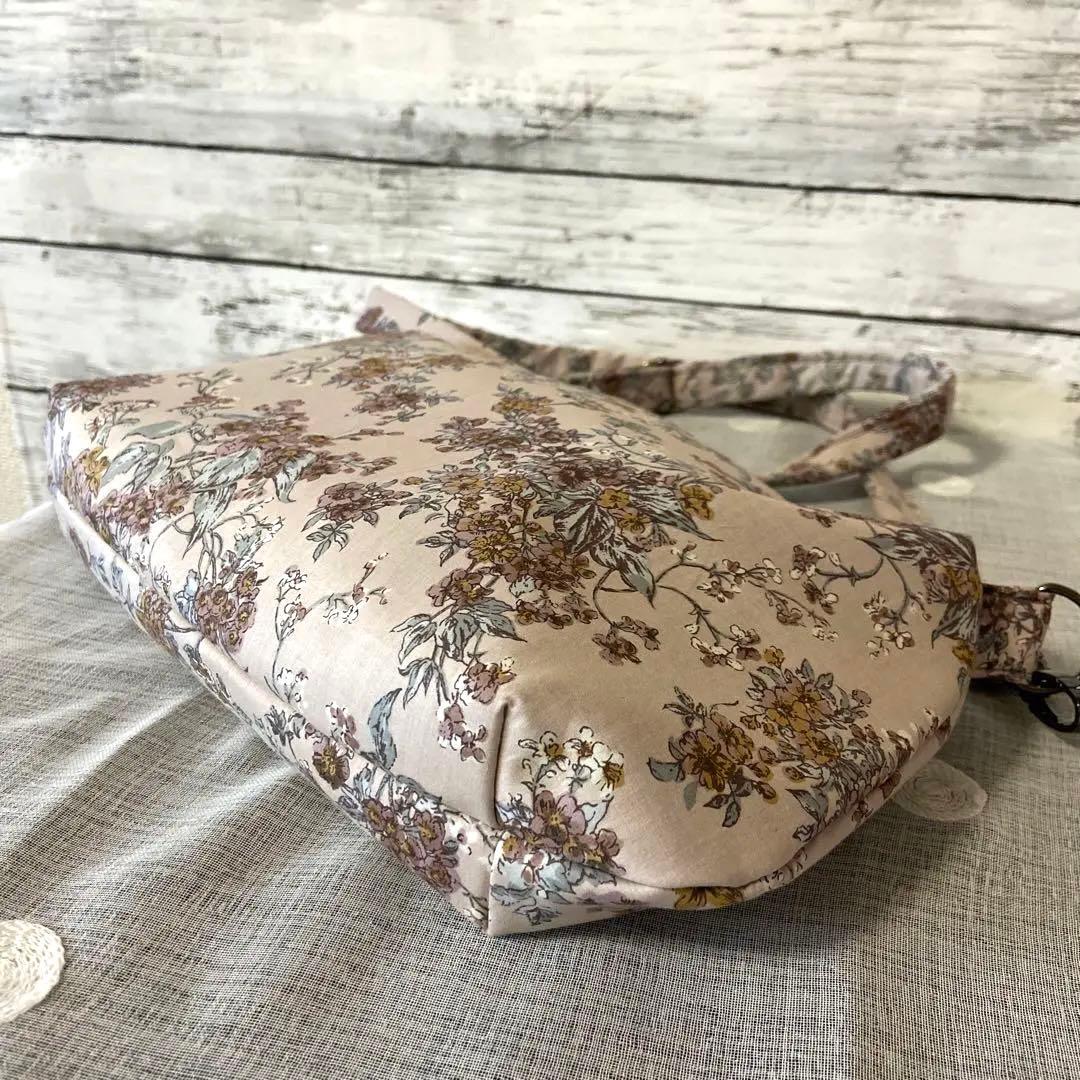 ラウンドトート(ショルダー)バッグ　ハンドメイド