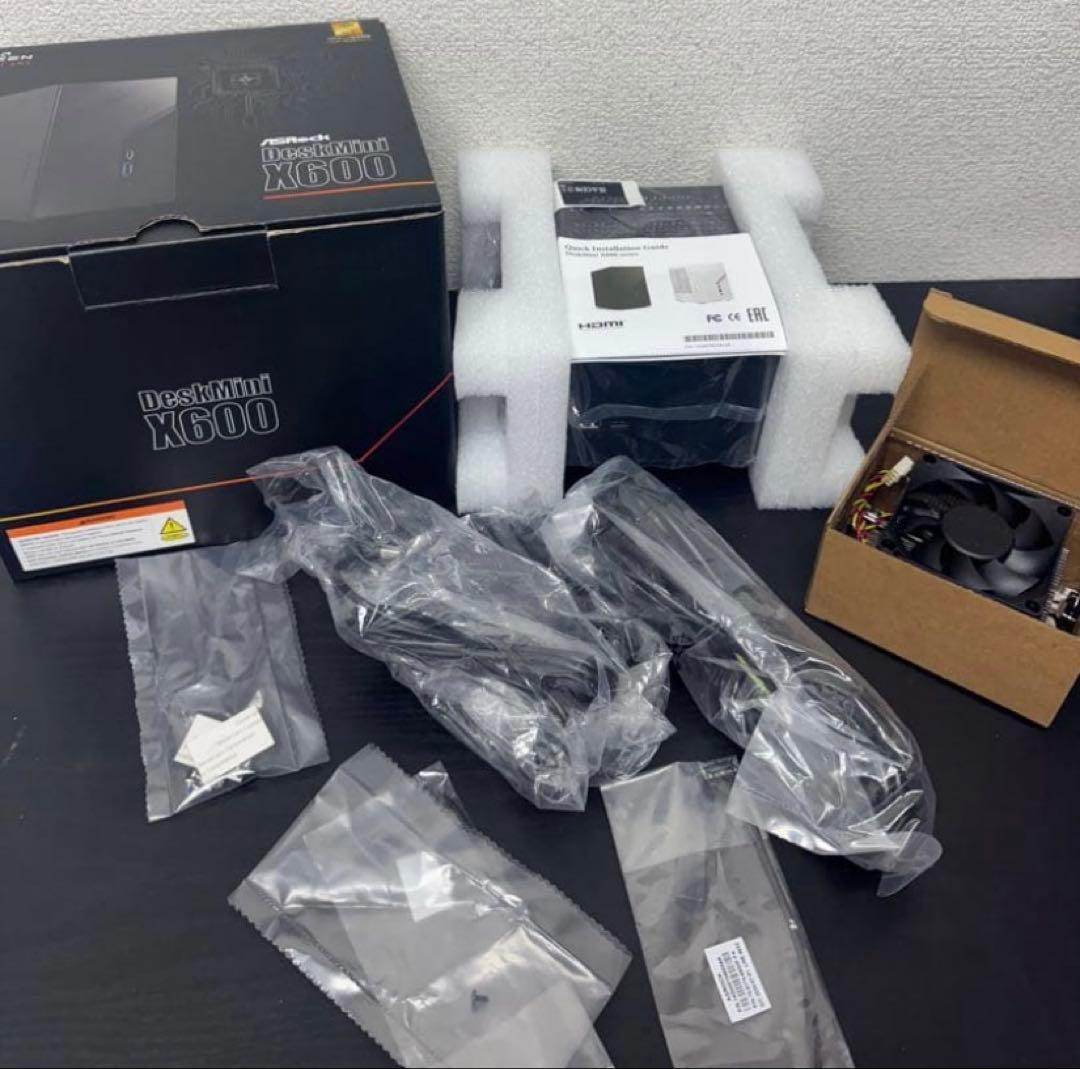 ASRock DeskMini X600 PCケース