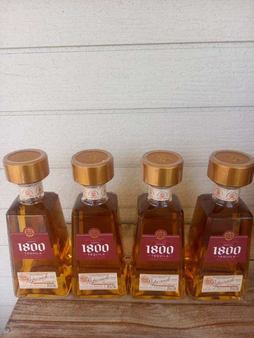 テキーラ　クエルボ　1800 レポサド　750ml ４０度　４本セット