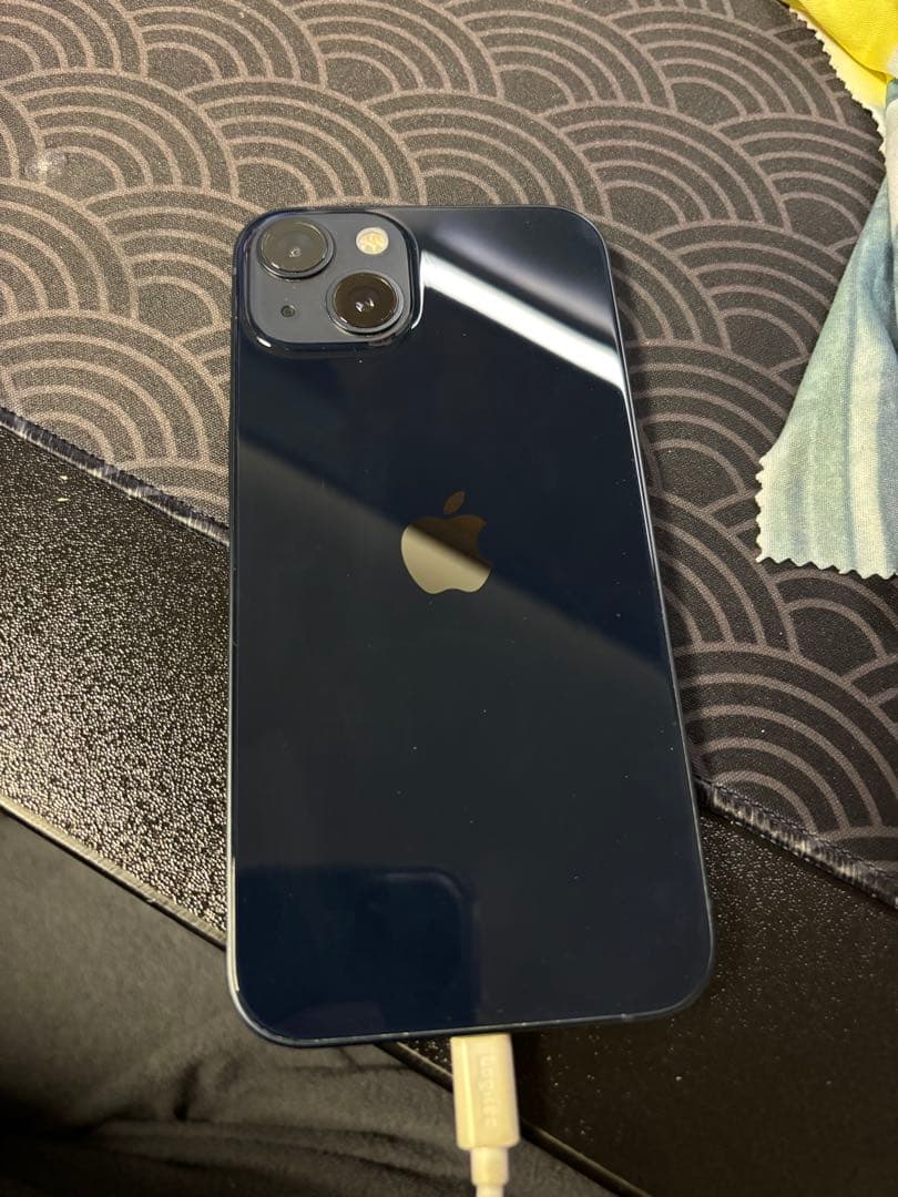 Apple iPhone 13 ミッドナイト