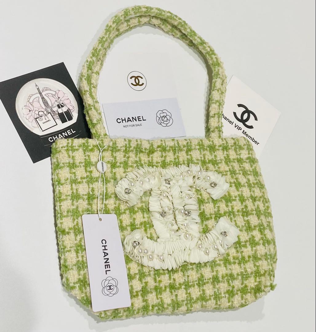 ま*き様 CHANEL トートバッグ　フリル　ビッグココ　シャネルノベルティ　シ