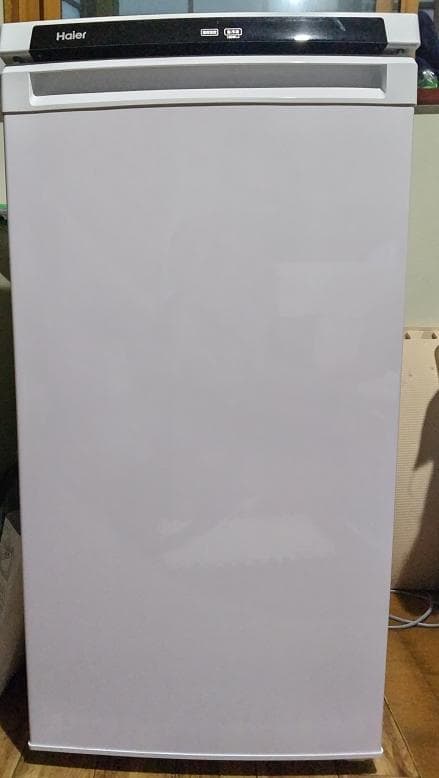 ハイアール冷蔵庫 102L　ノンフロン直冷式（仕切り板4枚つけます）