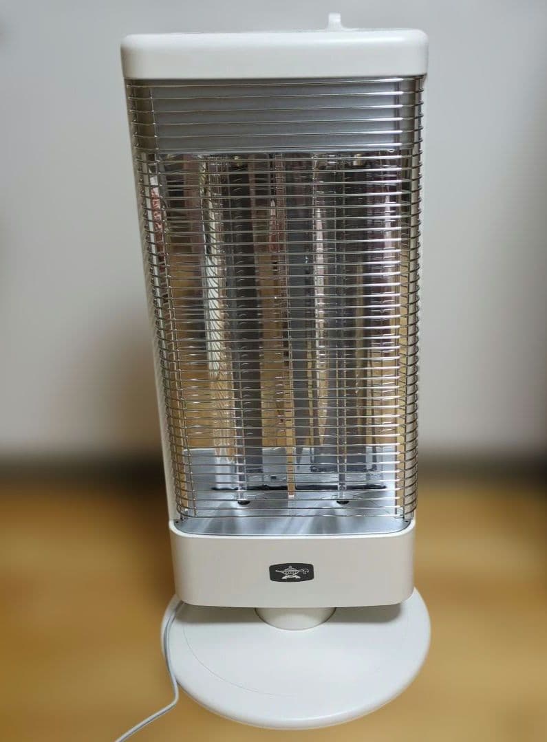 アラジン　遠赤グラファイトヒーター　2025年製　　AEH-G1000A