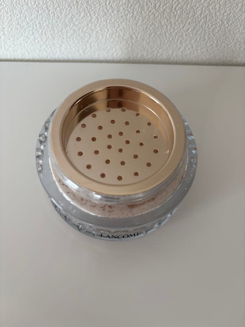 LANCOME アプソリュ エッセンスインパウダー01