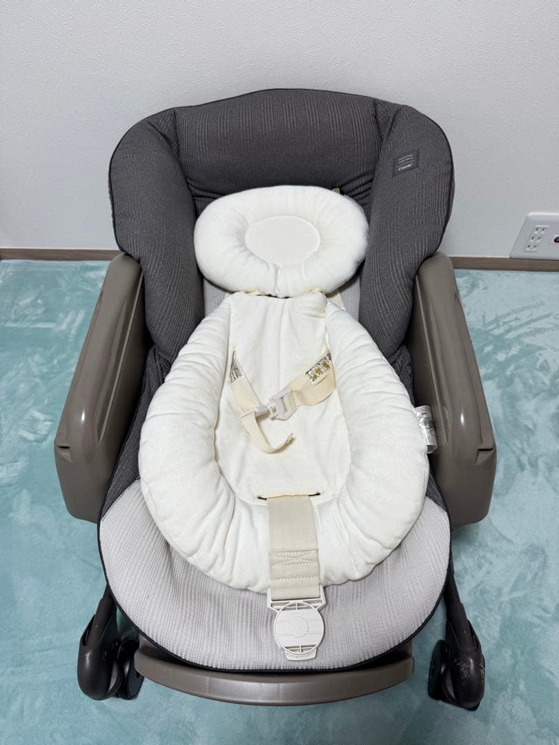 コンビ ネムリラ オートスウィング