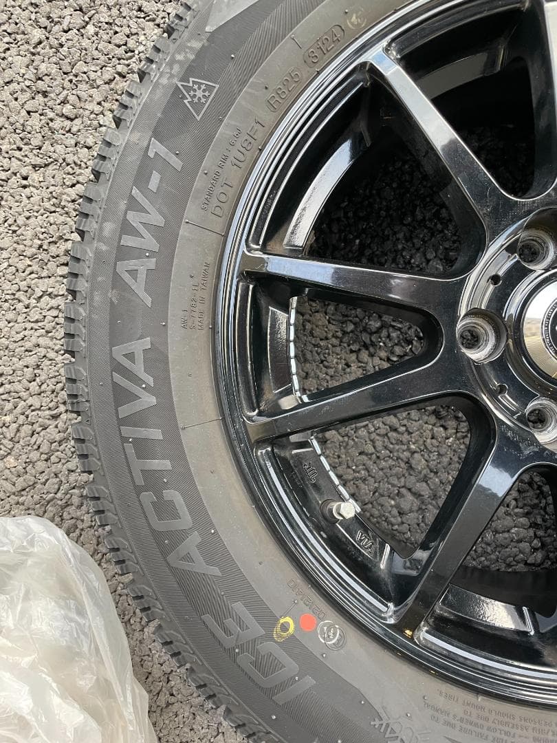 スタッドレスタイヤ/ホイールセット/215/60R16/ナンカン/AW-1