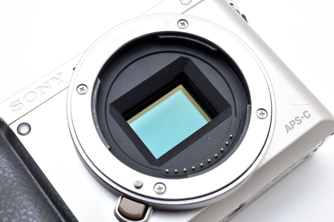 【美品】 ソニー SONY ILCE-6000Y α6000 ダブルズームキット