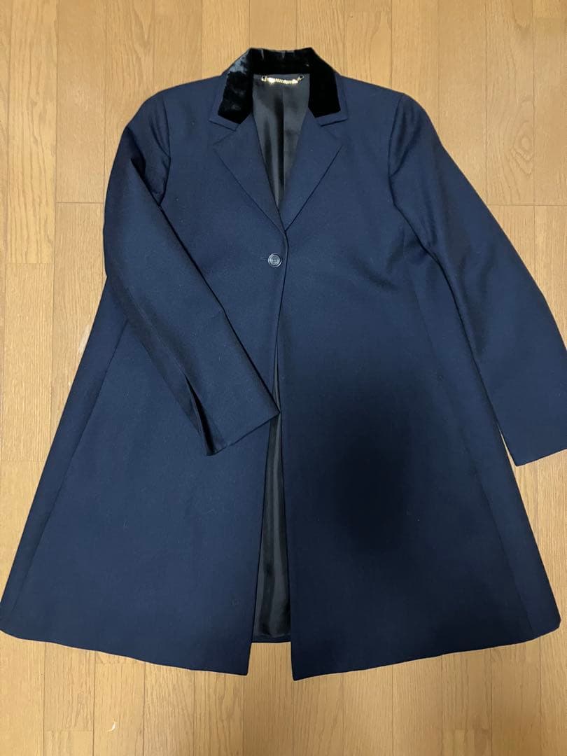 Salvatore Ferragamo ネイビーAラインコート 38