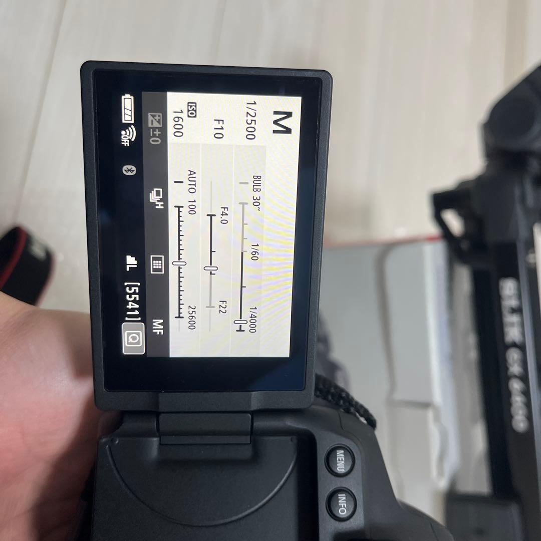 Canon デジタル一眼レフカメラEOS kiss X10i ダブルズームキット