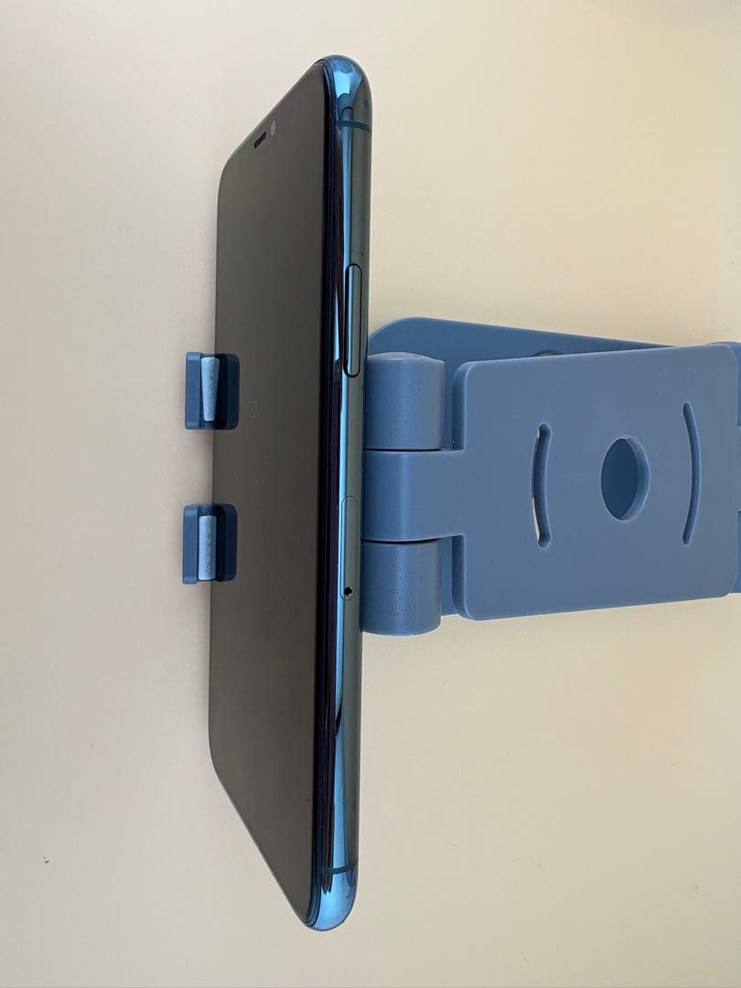 iphone 11pro 64GBミッドナイトグリーン　バッテリー100%