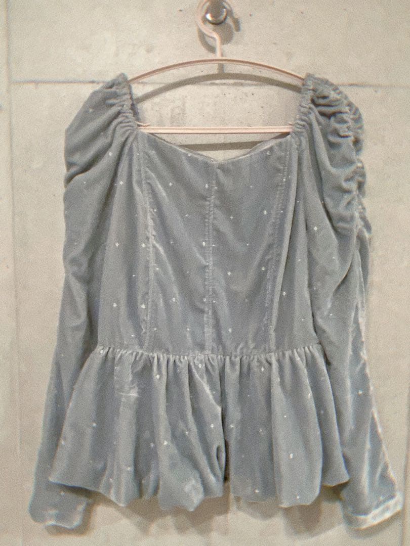 Rirandtureベロア刺繍ペプラムブラウス