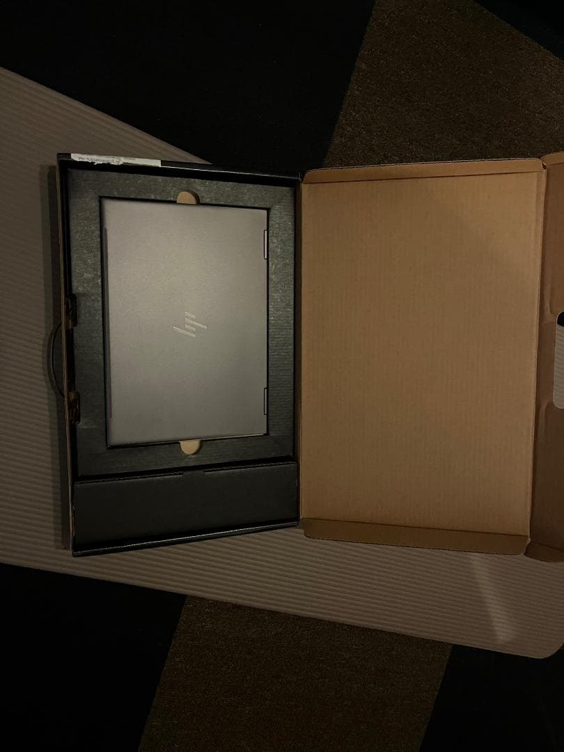 HP ENVY x360 AMD Ryzen™ 3 2300U 4GB