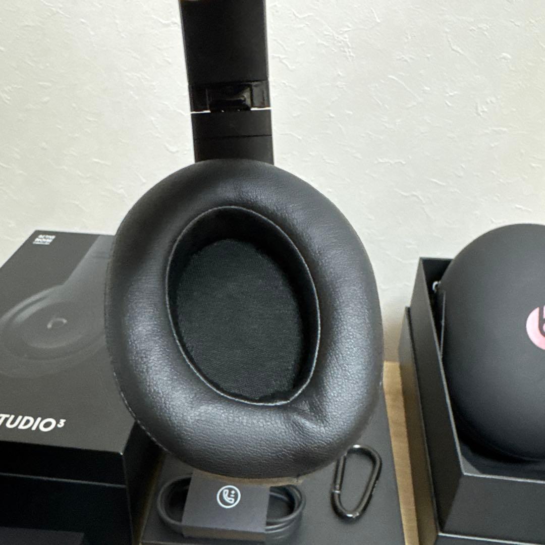 Beats ワイヤレスヘッドホン ブラック Studio3 値下げ交渉不可