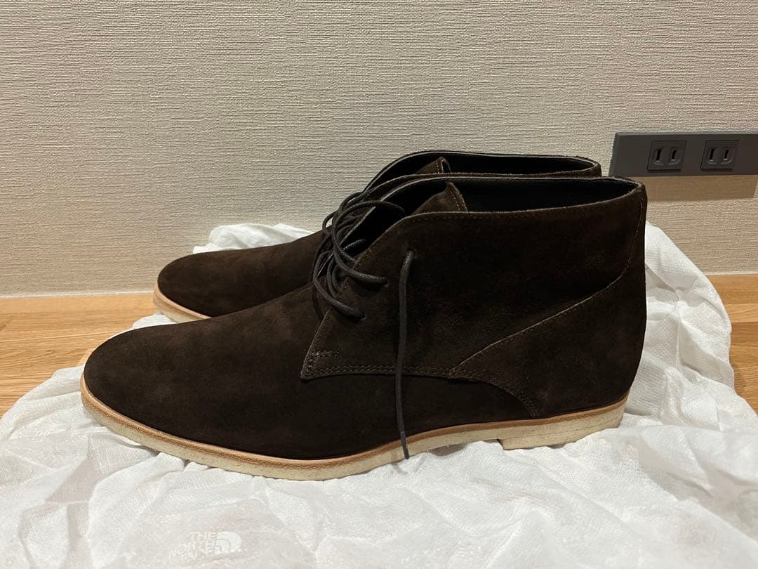 ダークブラウン スエード チャッカブーツ