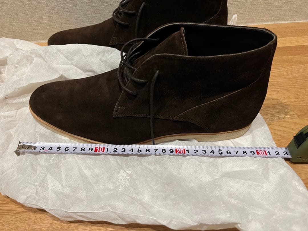 ダークブラウン スエード チャッカブーツ
