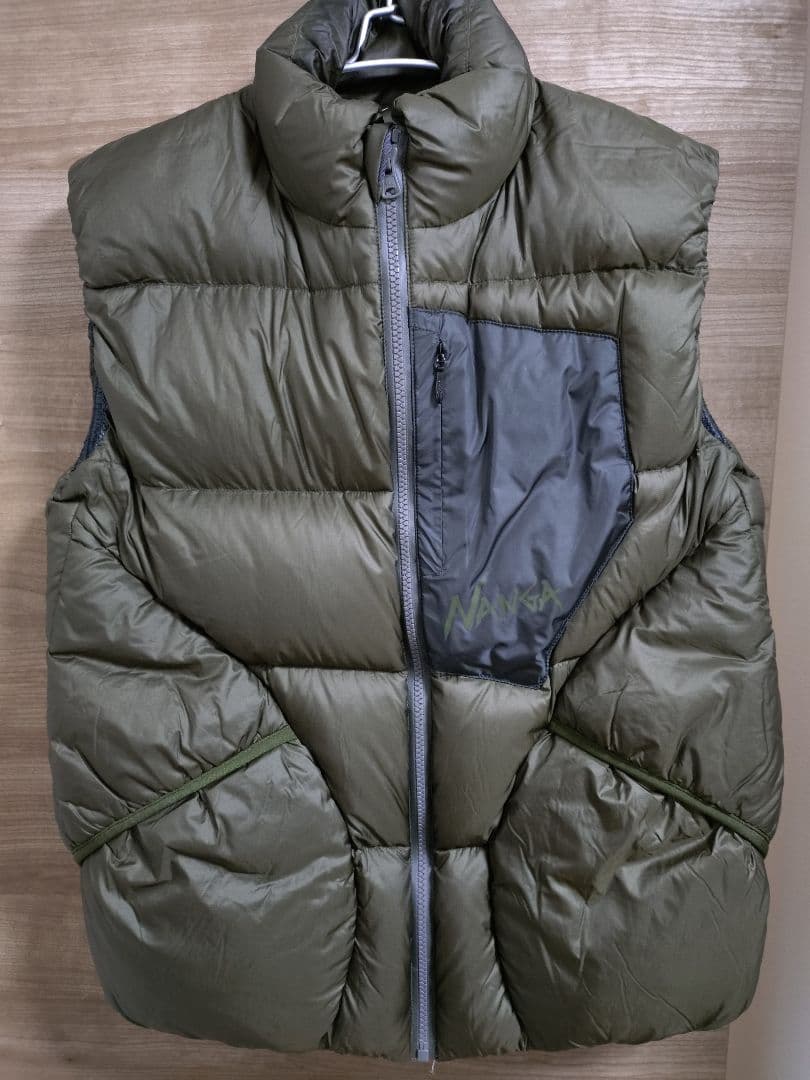 ☆NANGA マゼノリッジダウンベスト M オリーブ☆