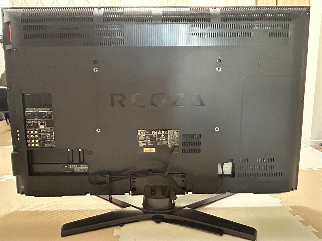 TOSHIBA REGZA 42インチ液晶テレビ　42ZG1
