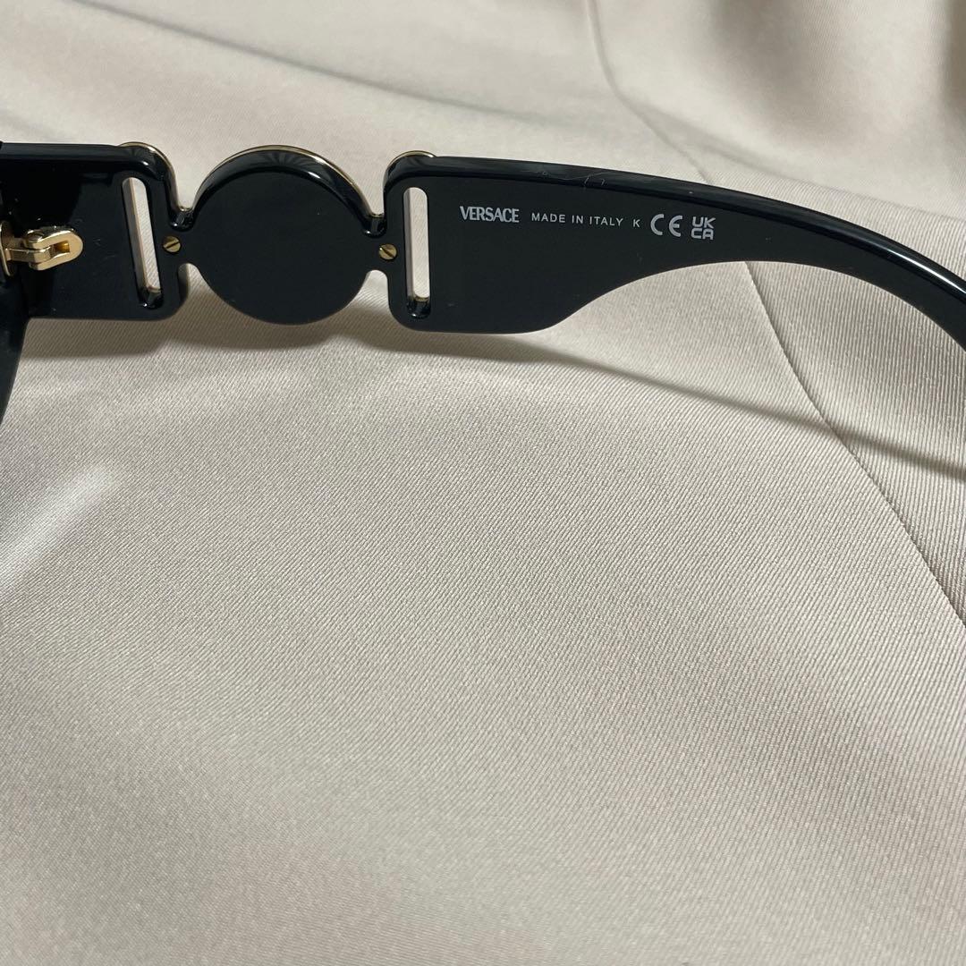 【美品】ヴェルサーチ メドゥーサ ビギー サングラス 付属品付き