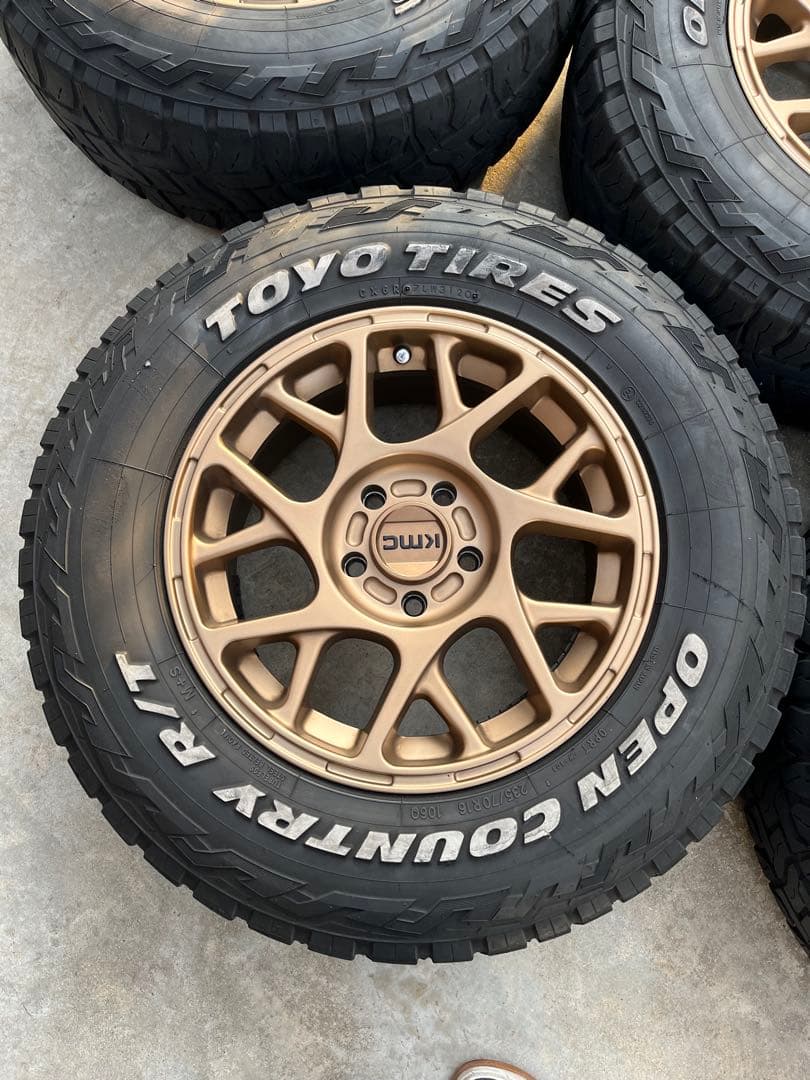 Toyo Tires Open Country R/T 16インチタイヤセット