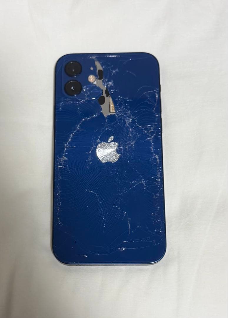 Apple iPhone 12 本体 青色