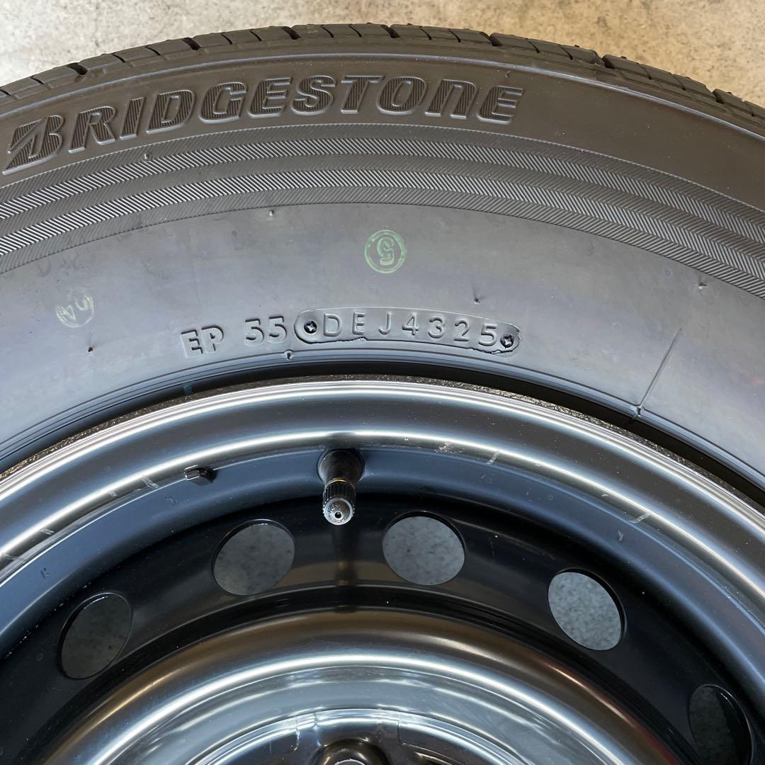 ハイエース新車外し　15インチタイヤホイール ホイールカバーセット