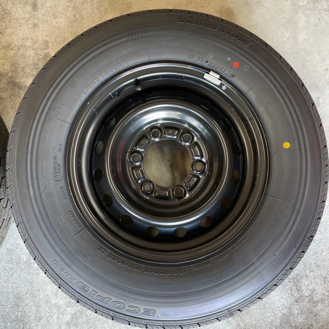 ハイエース新車外し　15インチタイヤホイール ホイールカバーセット