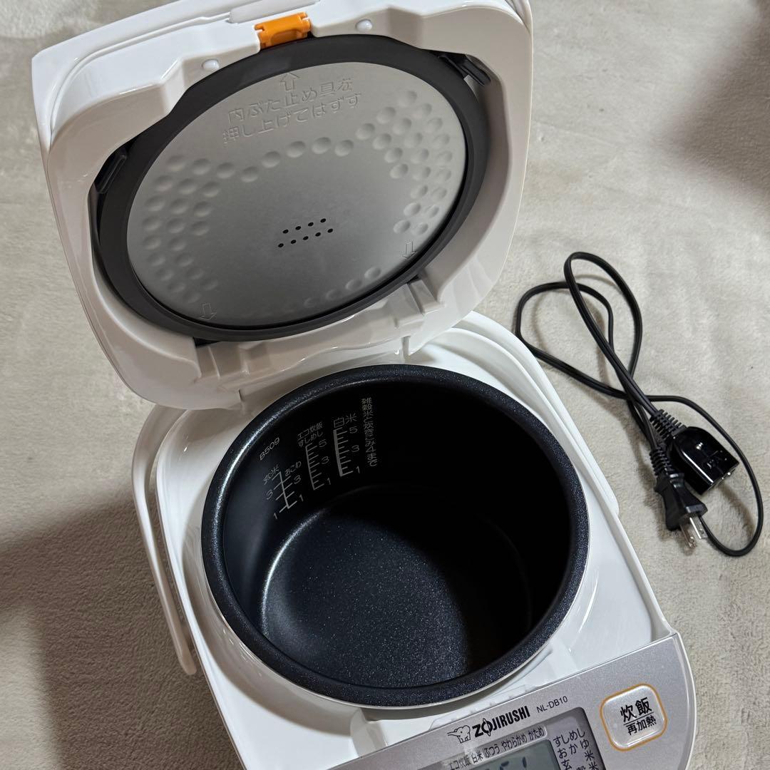 訳アリ【超美品】2024年製　象印 マイコン炊飯ジャー NL-DB10 5.5合