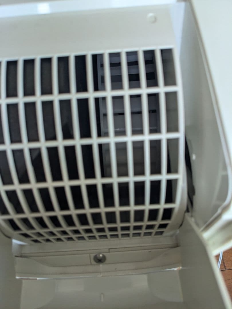 コロナ製除湿機CDM-1018 2018年