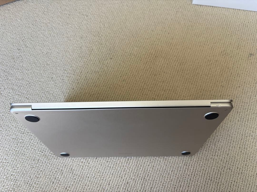 MacBook Air M2 8GM RAM 512GB SSD シルバー