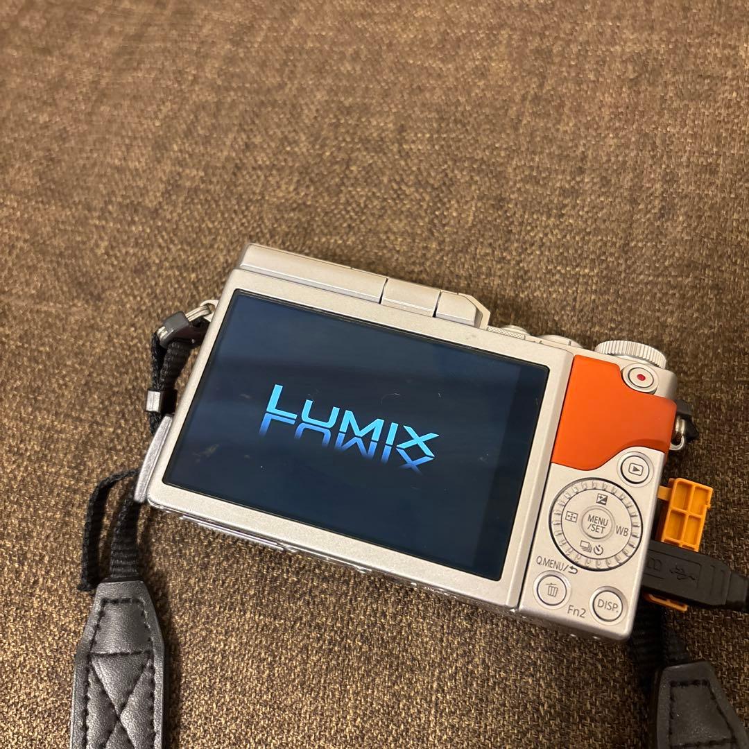 デジタルカメラ LUMIX DC-GF9W