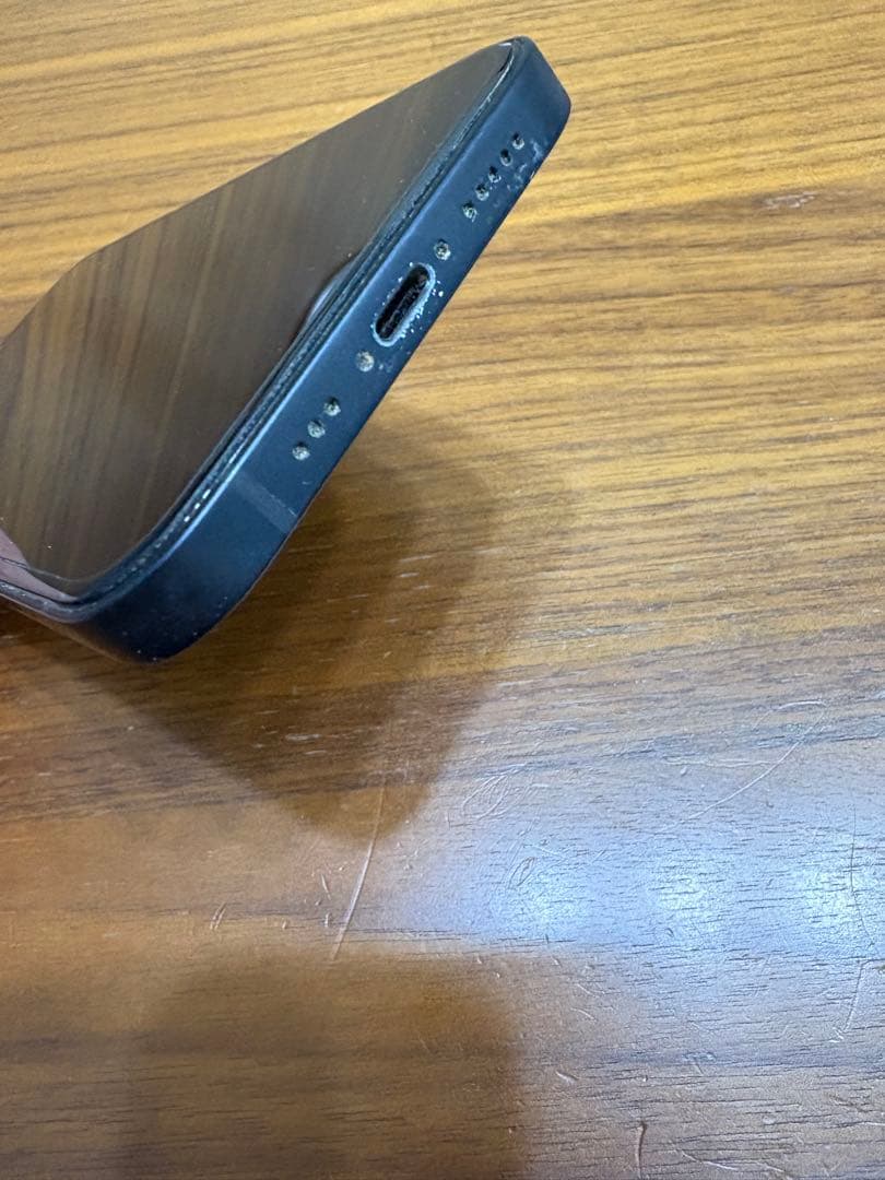 Apple iPhone 12 ブラック 本体　64ＧＢ　86% SIMフリー