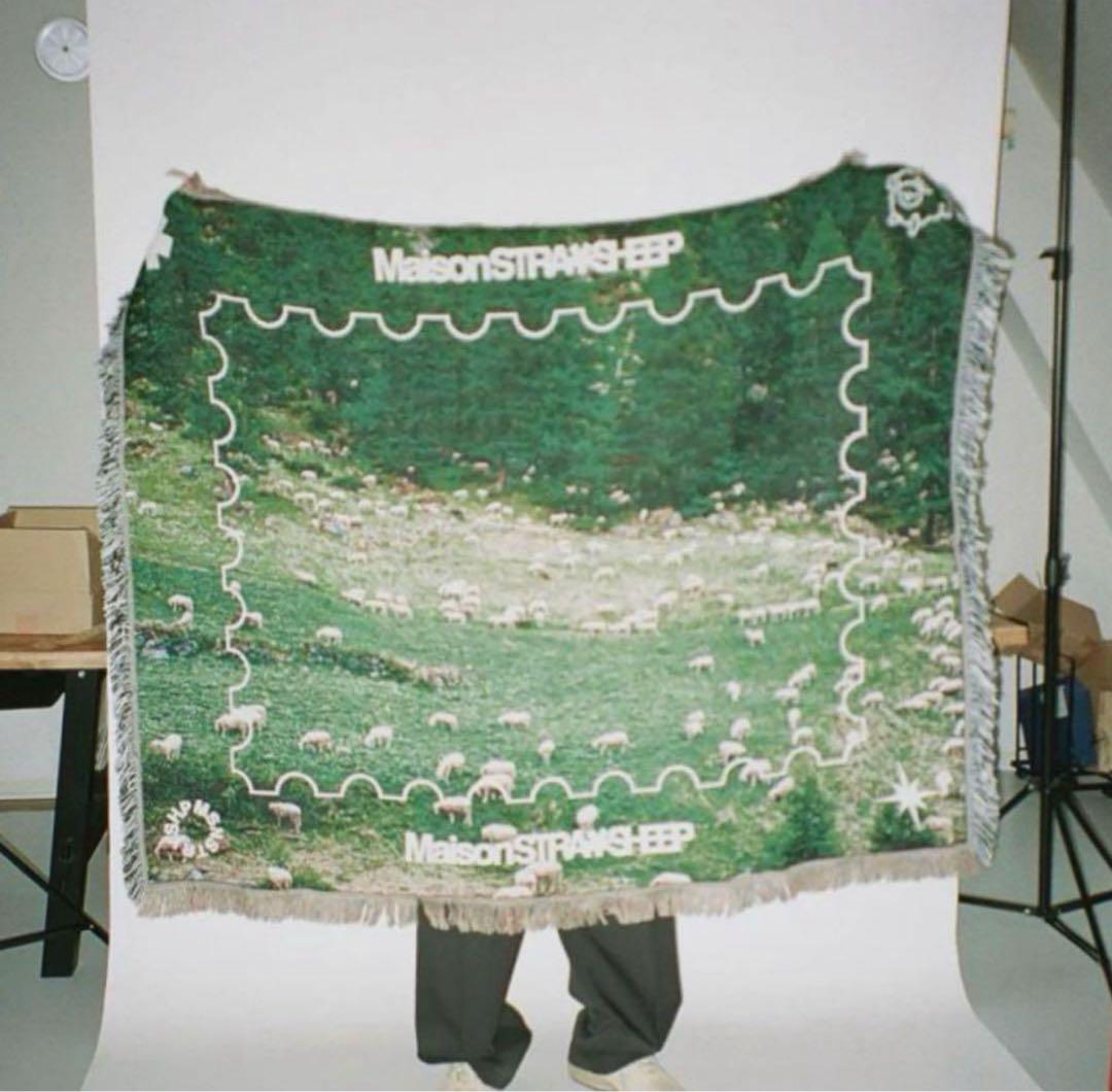 MAISONSTRAYSHEEP STRAYSHEEP RUG 【新品未使用】