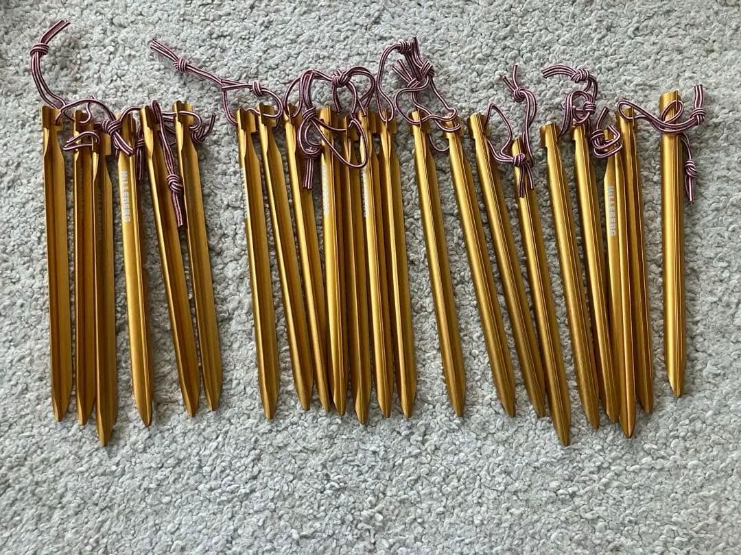 ヒルバーグケロン4GTサンド純正フットプリント