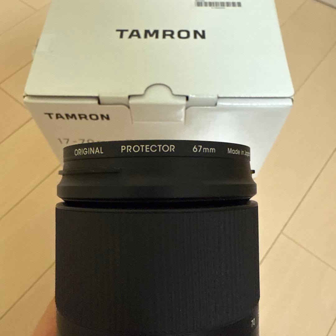 ピロシキ TAMRON 17-70mm F/2.8