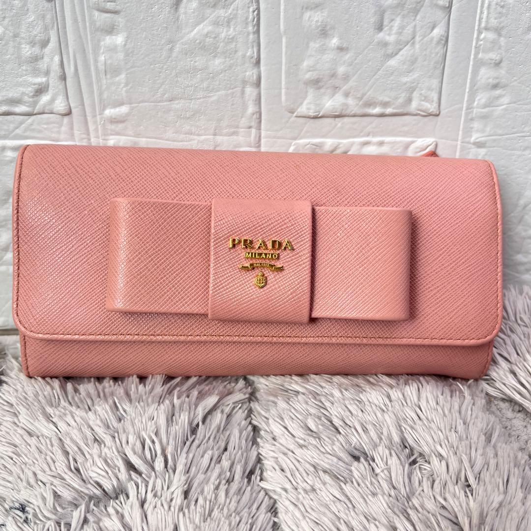 美品✨PRADA サフィアーノ　フィオッコ　リボン　メタルロゴ　長財布　ピンク