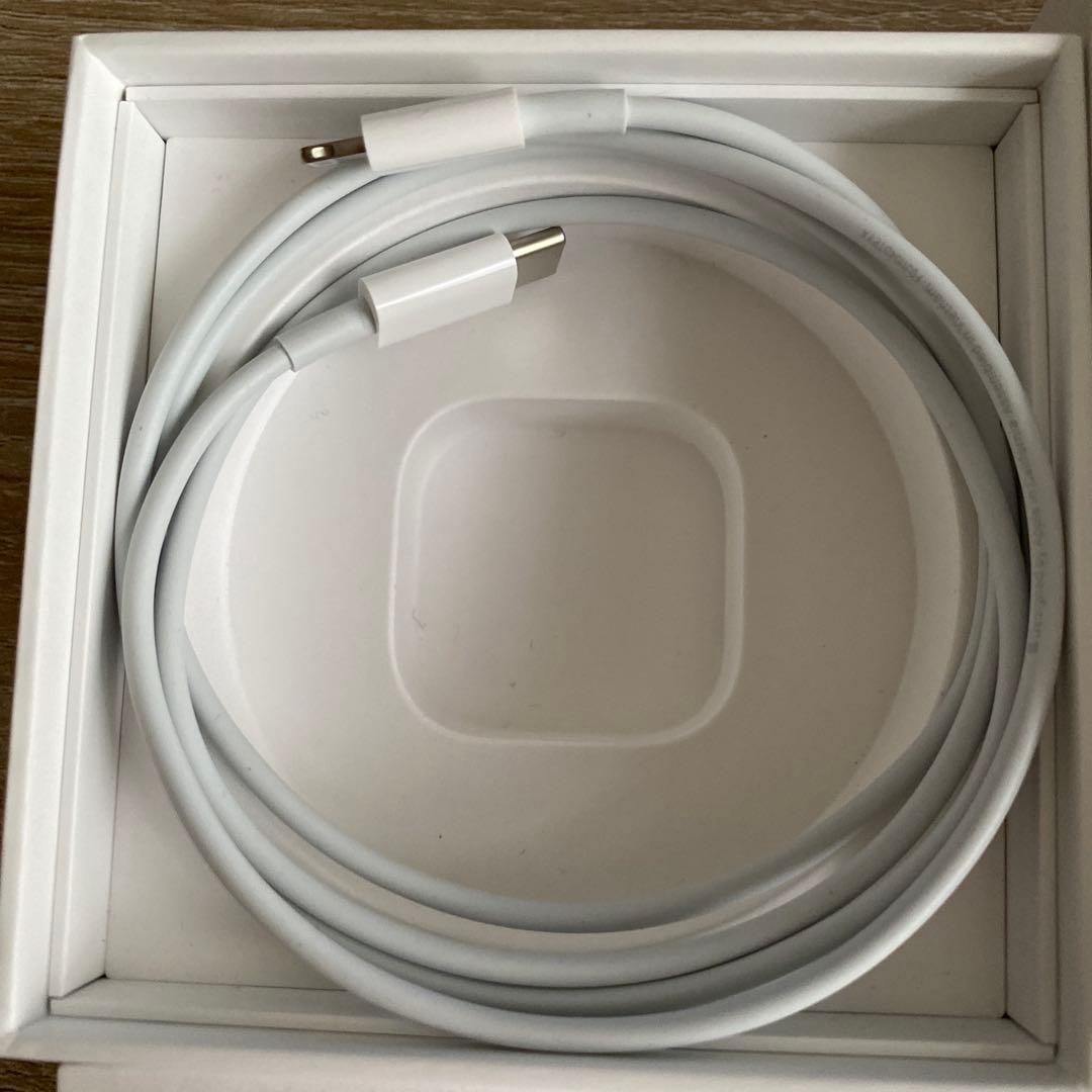 正規品！AirPods Pro 本体 充電ケース付き ホワイト