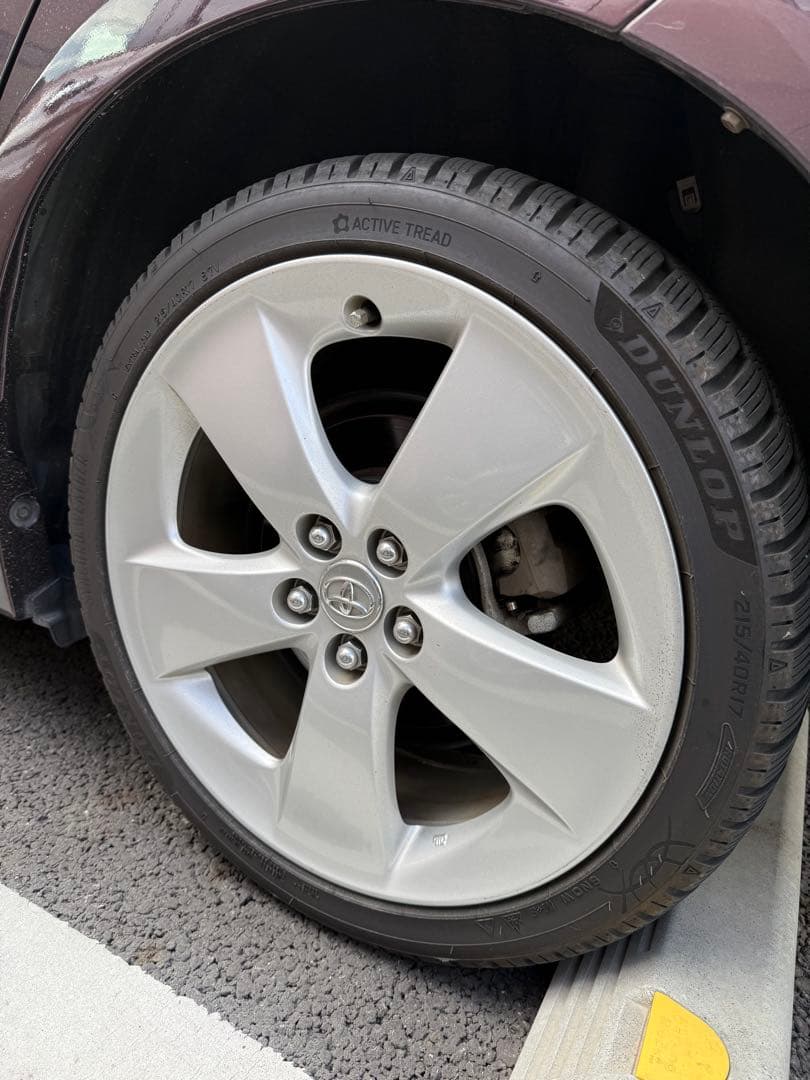 純正アルミホイール　30プリウス　ツーリング　オールシーズンタイヤ付　ダンロップ