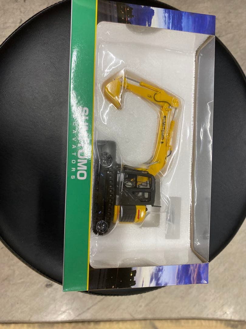 SUMITOMO SH135X-8 1/50スケールモデル　住友建機　ミニチュア
