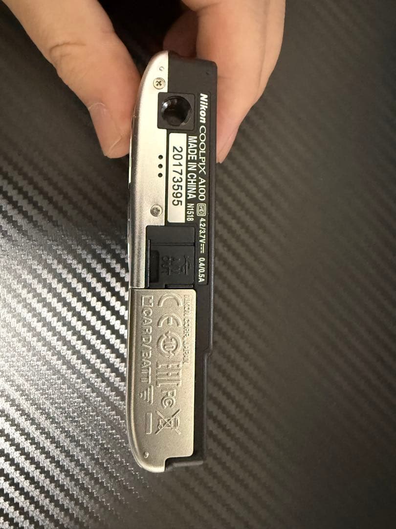 Nikon COOLPIX A100デジタルカメラ【動作確認済み・美品】