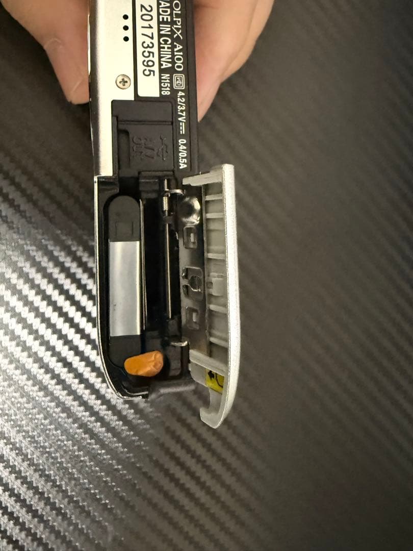 Nikon COOLPIX A100デジタルカメラ【動作確認済み・美品】