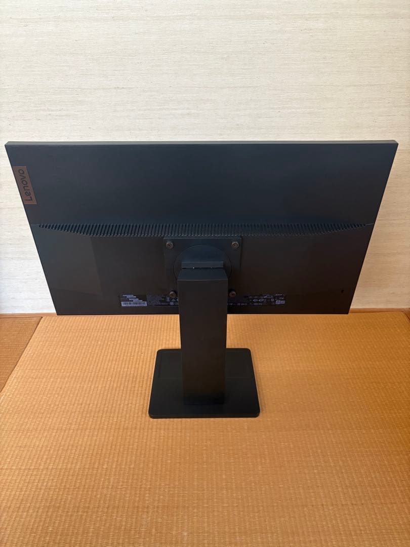 Lenovo ThinkVision モニター 23.8 型ワイド IPS